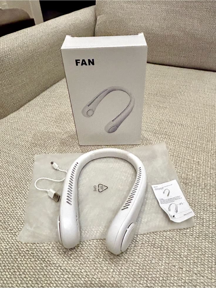Portable Neck Fan – Hands-Free 360° Airflow | 3-Speed Wearable Personal Fan